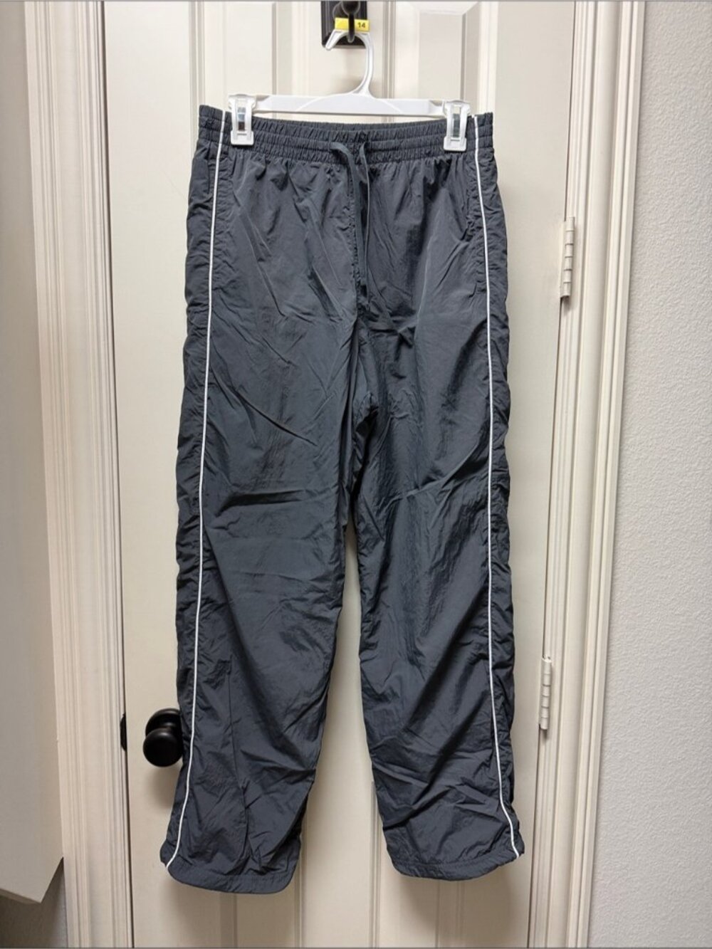 Men's HOLLISTER Gray Track Pants with White Piping size XS